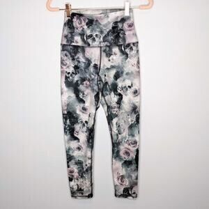 Evolution and Creation Black Pink Floral Rose Skull Print Leggings Size S